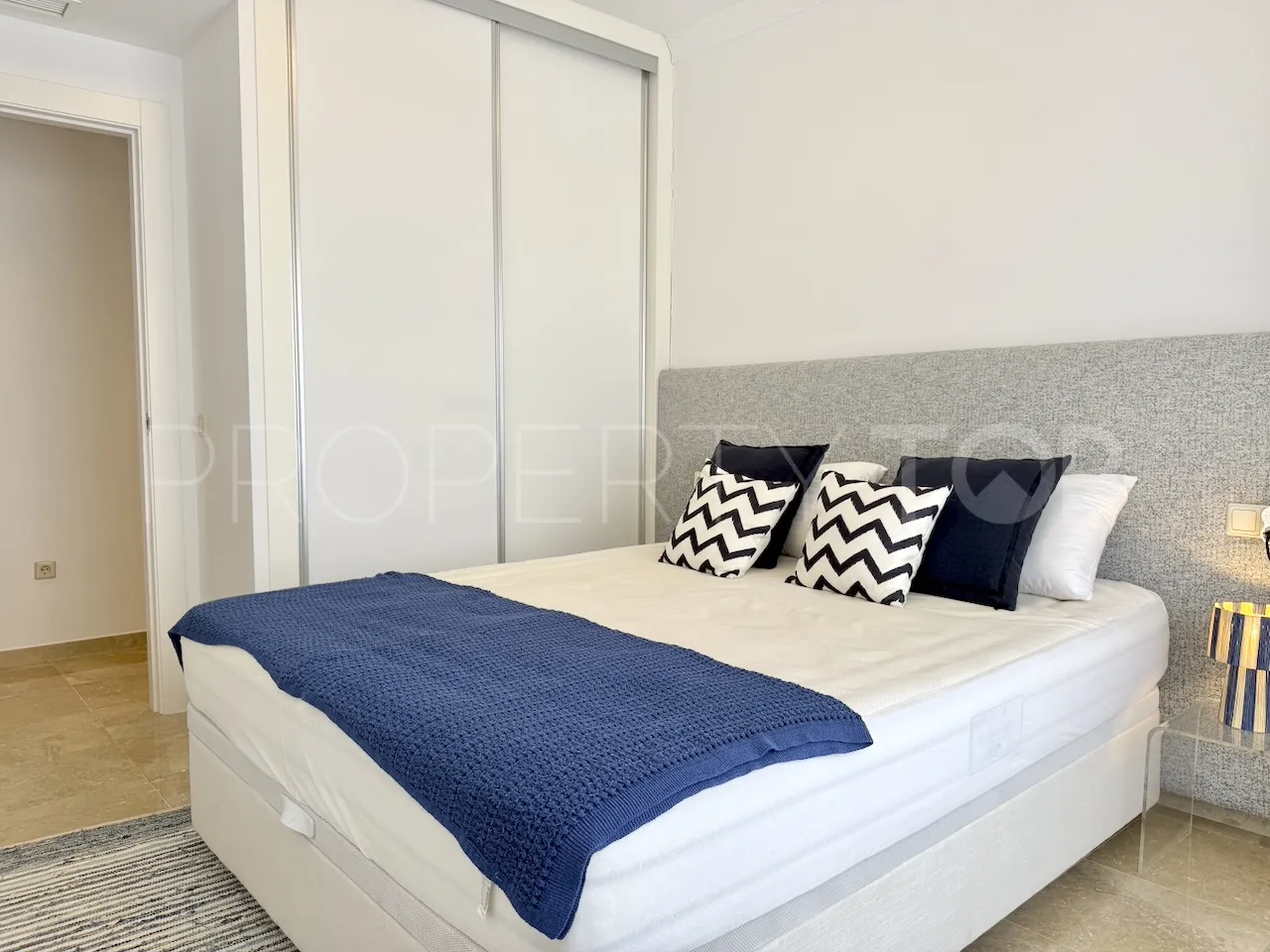Se vende apartamento en La Mairena de 3 dormitorios