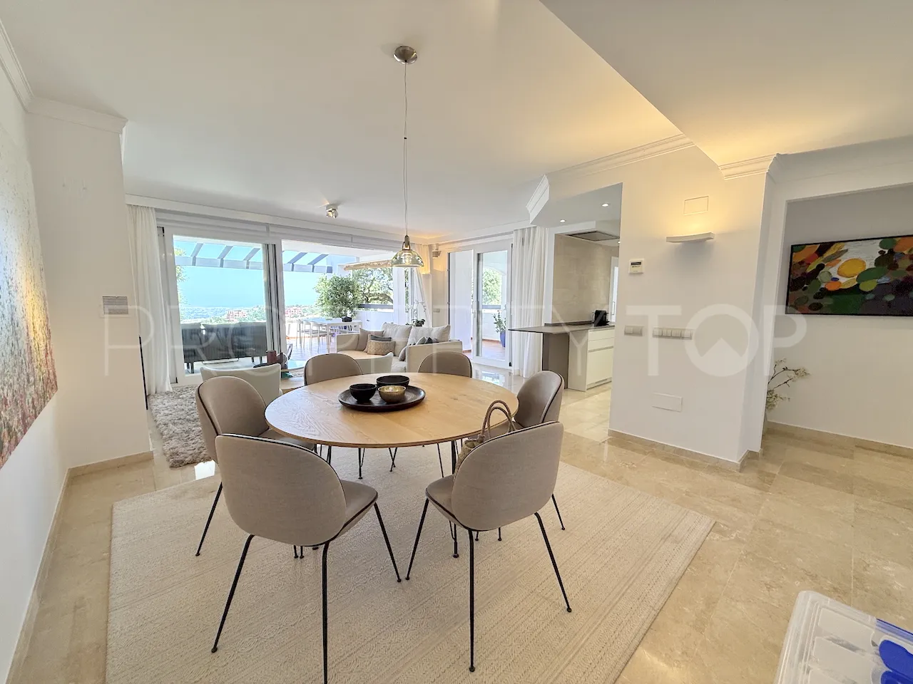 Se vende apartamento en La Mairena de 3 dormitorios