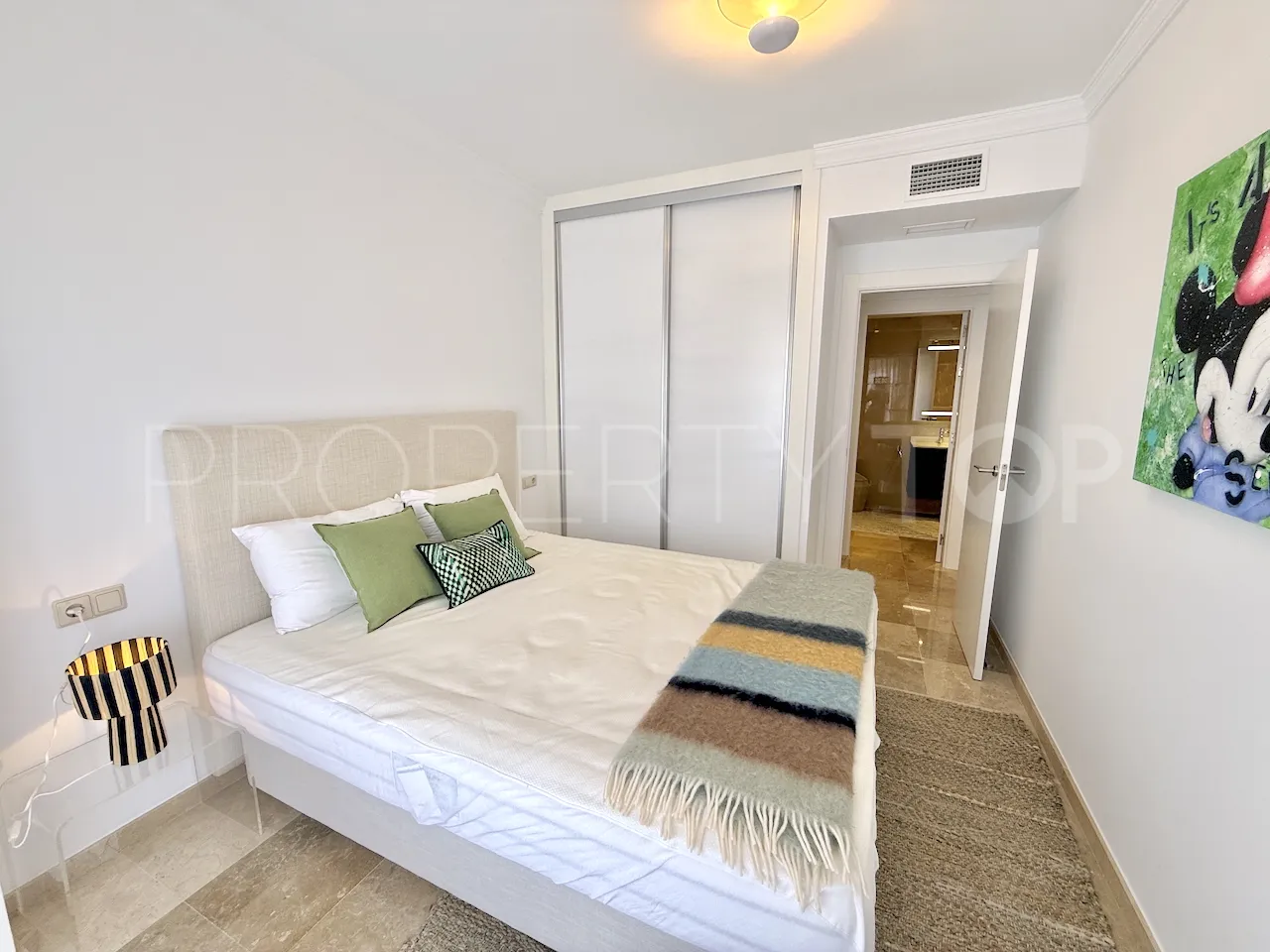 Se vende apartamento en La Mairena de 3 dormitorios