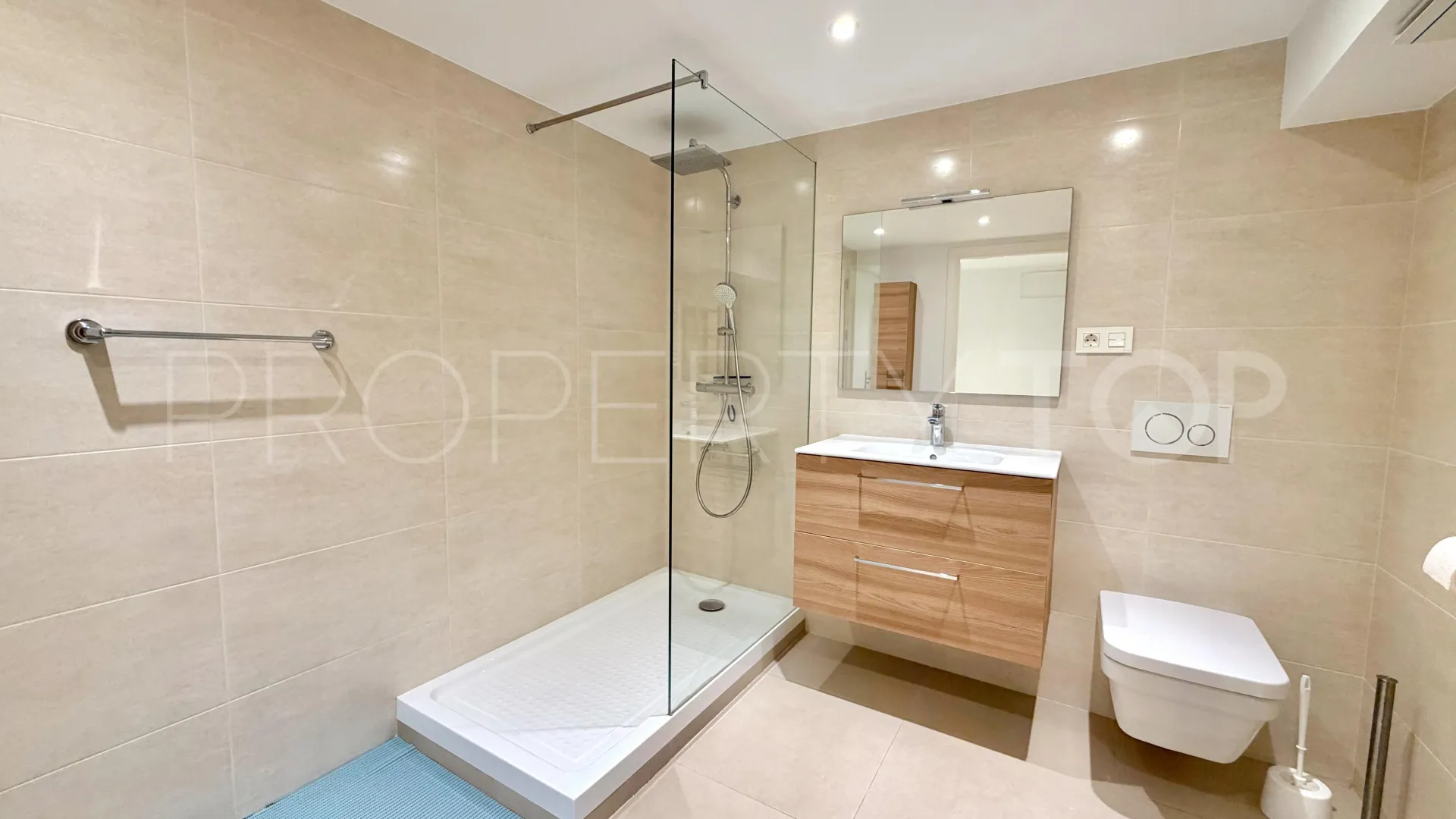 Se vende casa en Dominion Beach de 3 dormitorios