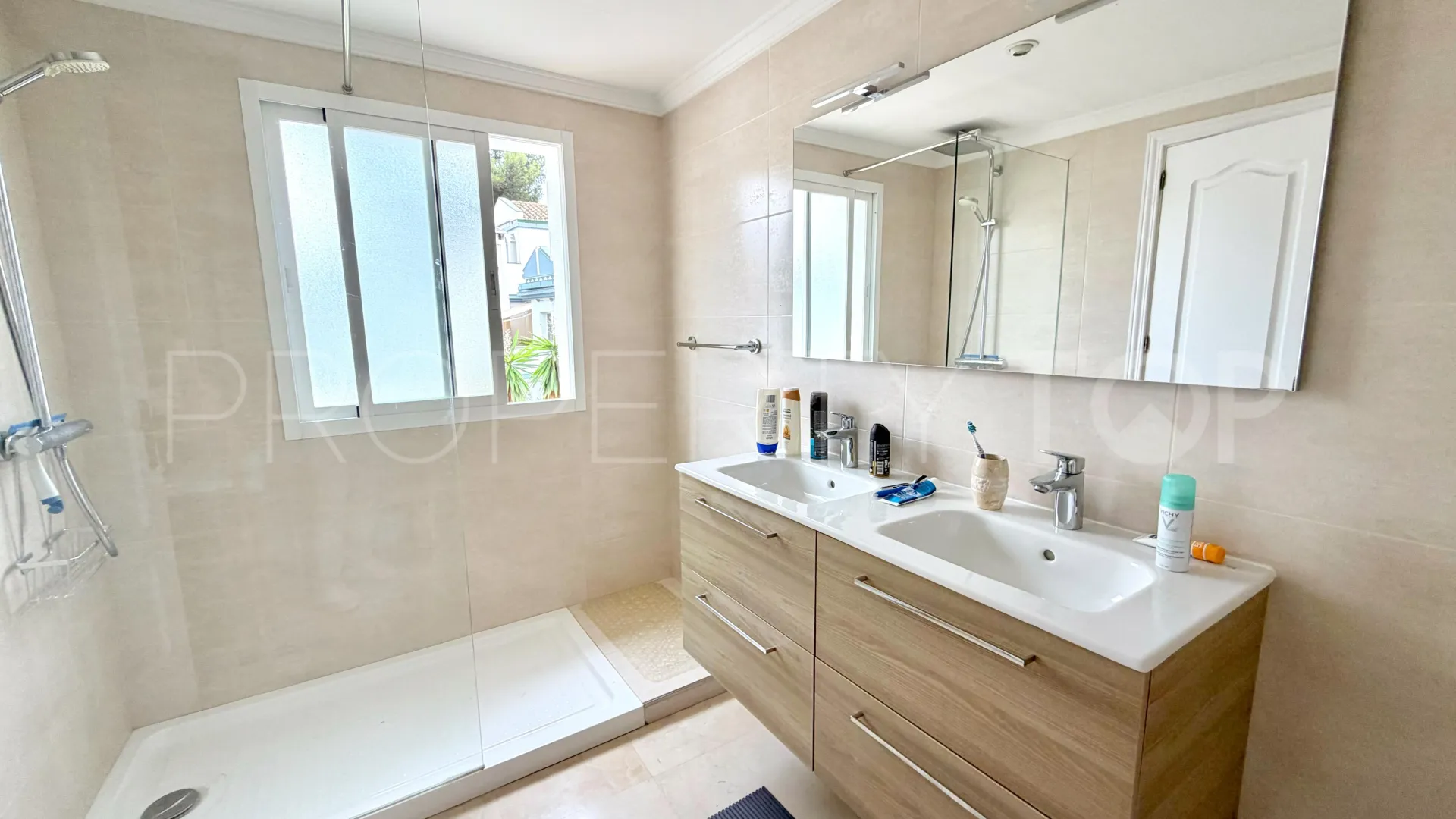 Se vende casa en Dominion Beach de 3 dormitorios