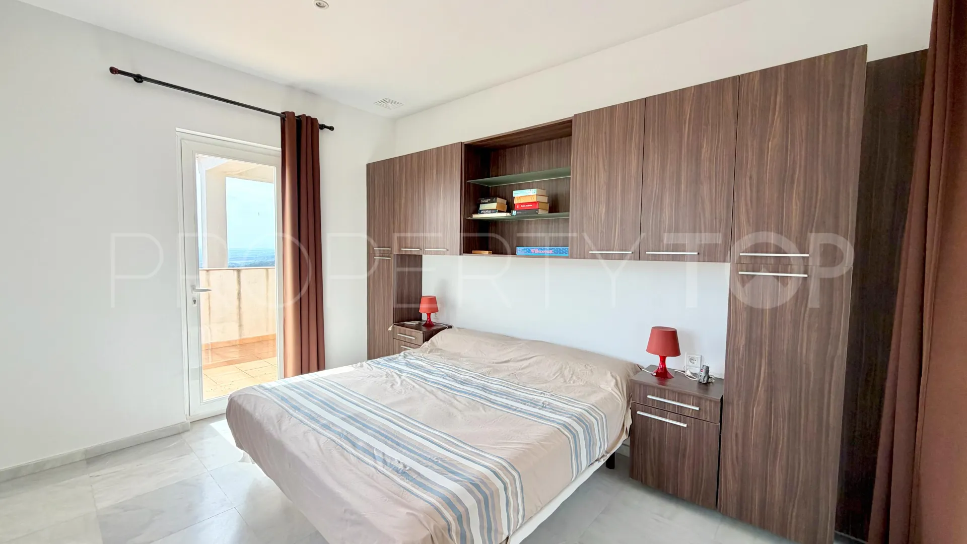 4 bedrooms villa in Los Reales - Sierra Estepona for sale