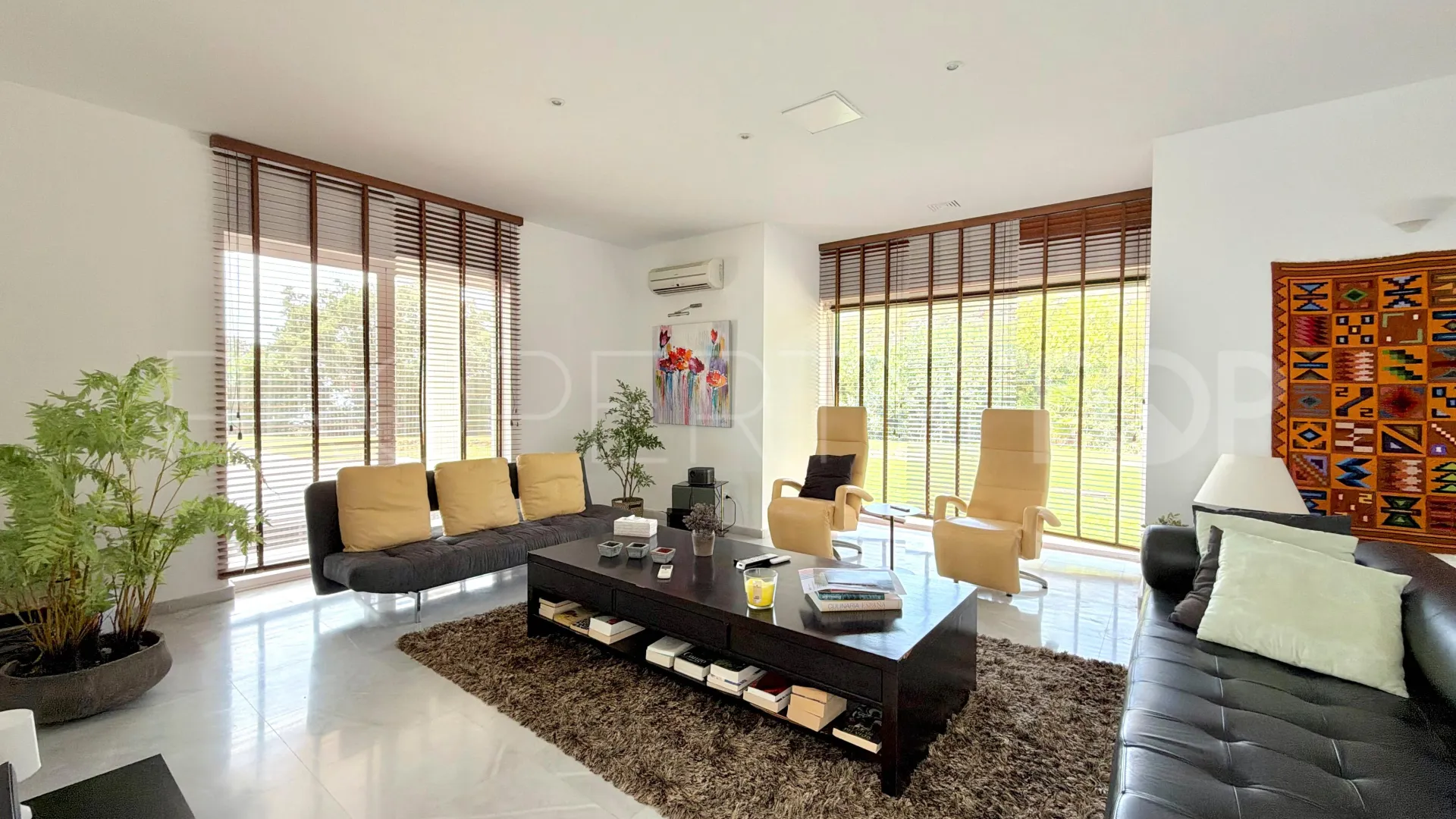 4 bedrooms villa in Los Reales - Sierra Estepona for sale