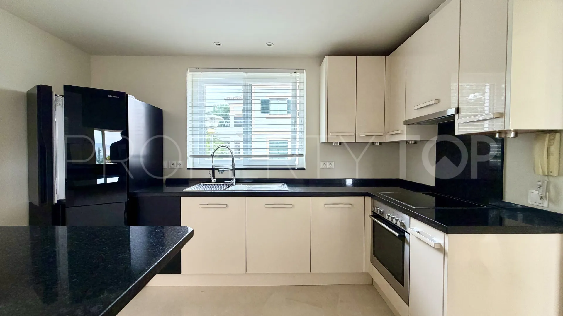 Doña Julia 3 bedrooms penthouse for sale