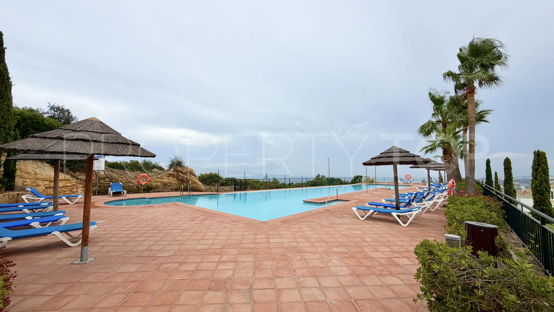 Doña Julia 3 bedrooms penthouse for sale