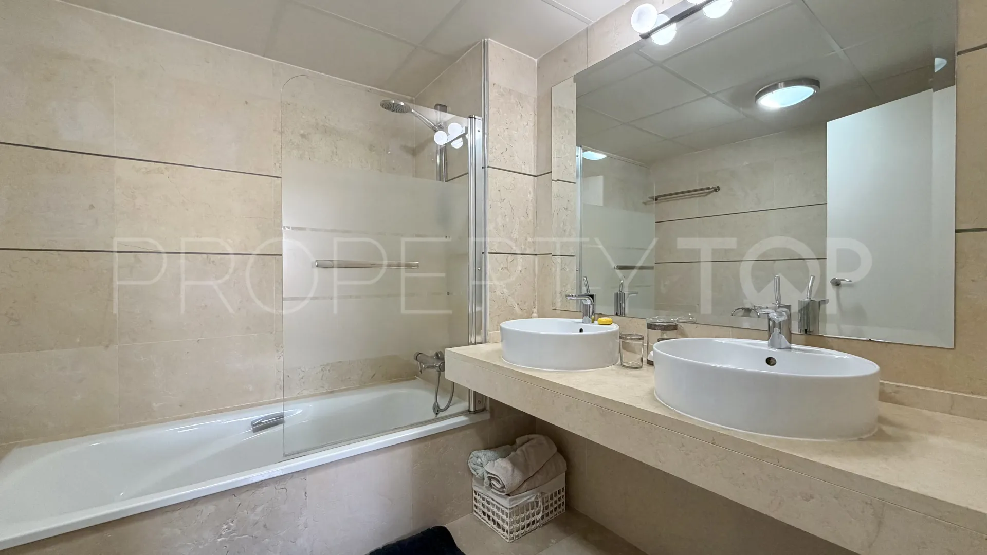 Apartamento planta baja a la venta en La Resina Golf