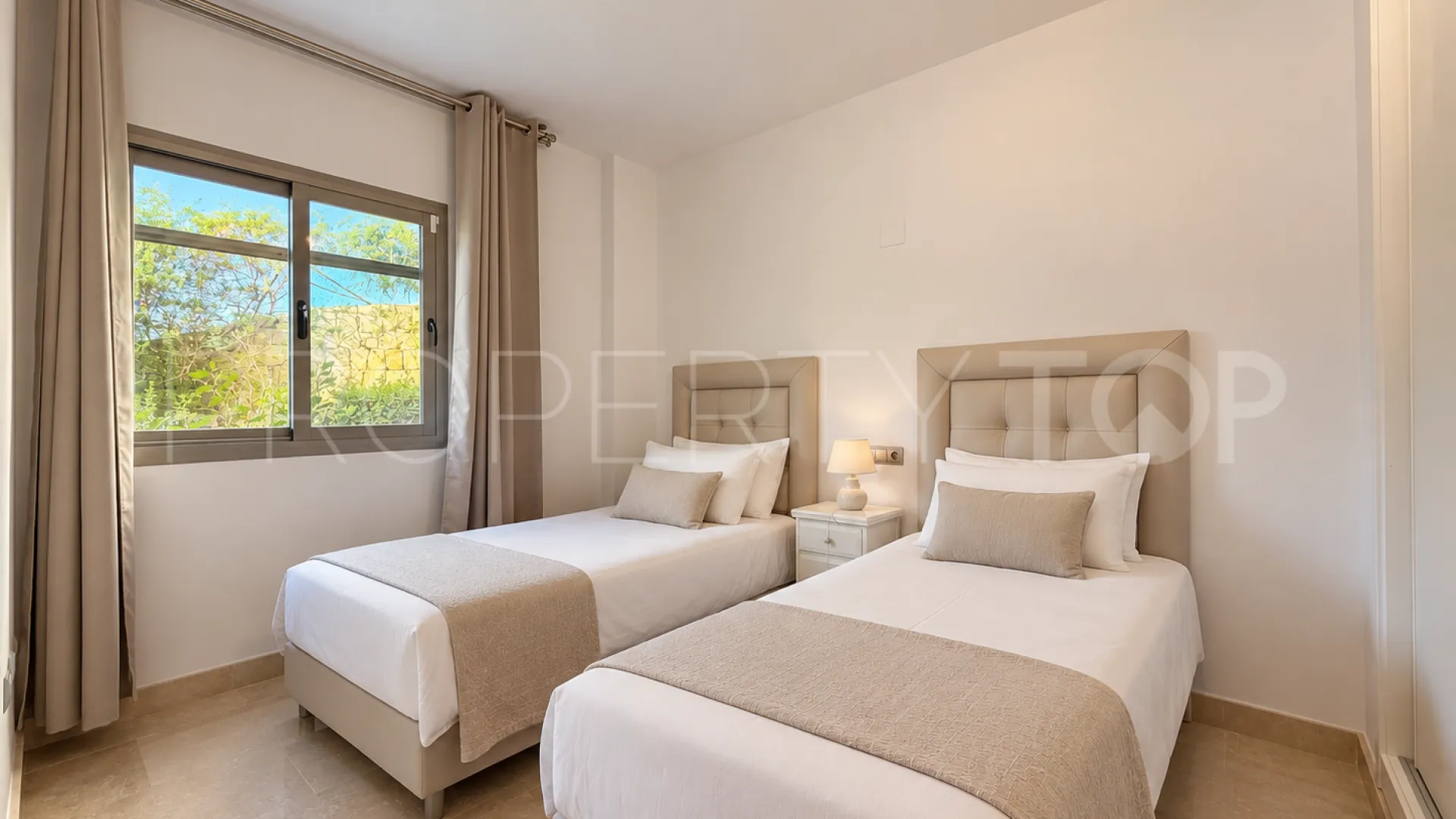 Apartamento planta baja a la venta en La Resina Golf