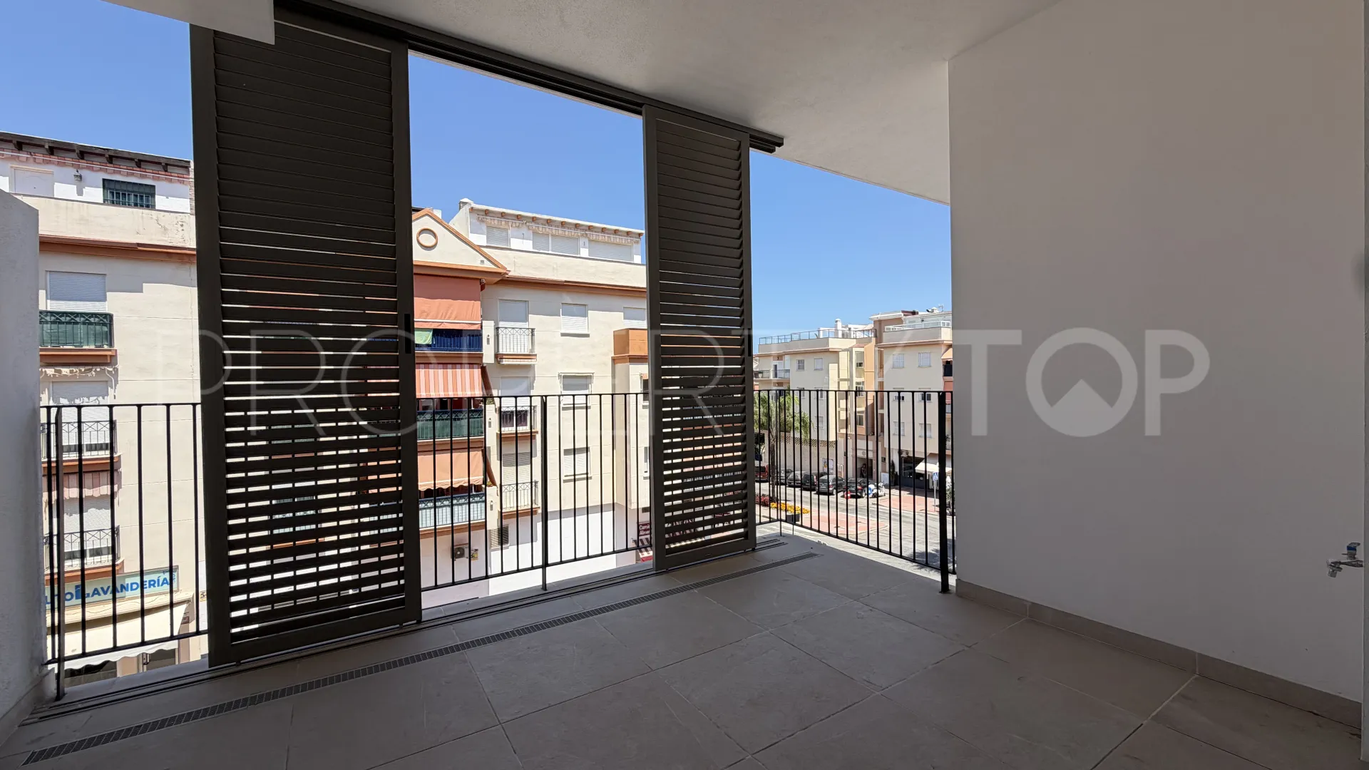 For sale apartment in Estepona Centre