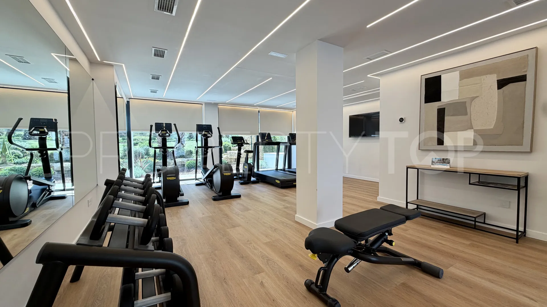 For sale apartment in Estepona Centre