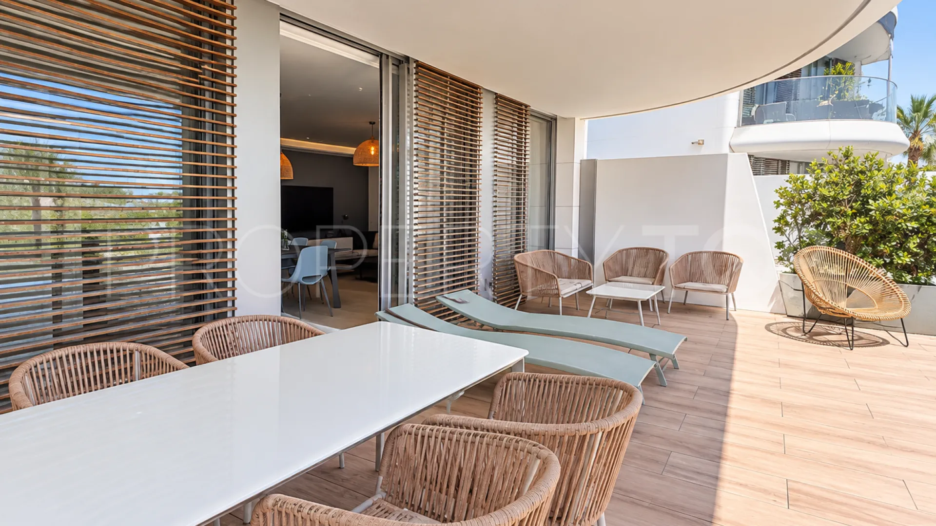 2 bedrooms ground floor apartment for sale in The Edge