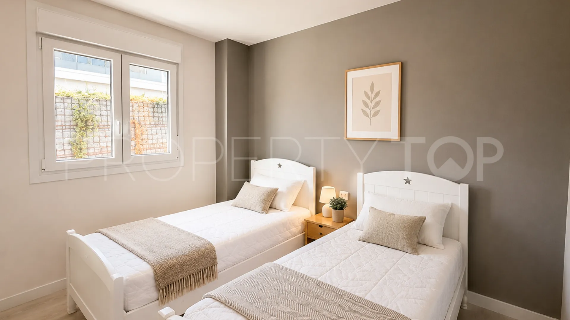 Apartment for sale in Estepona Town