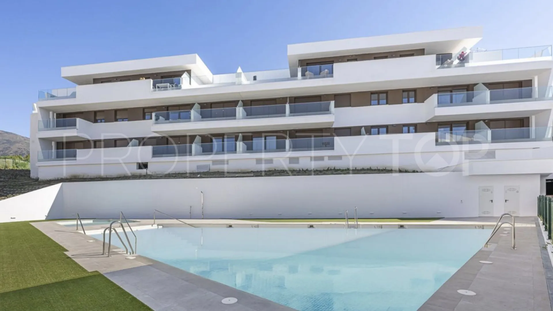Apartment for sale in Estepona Town