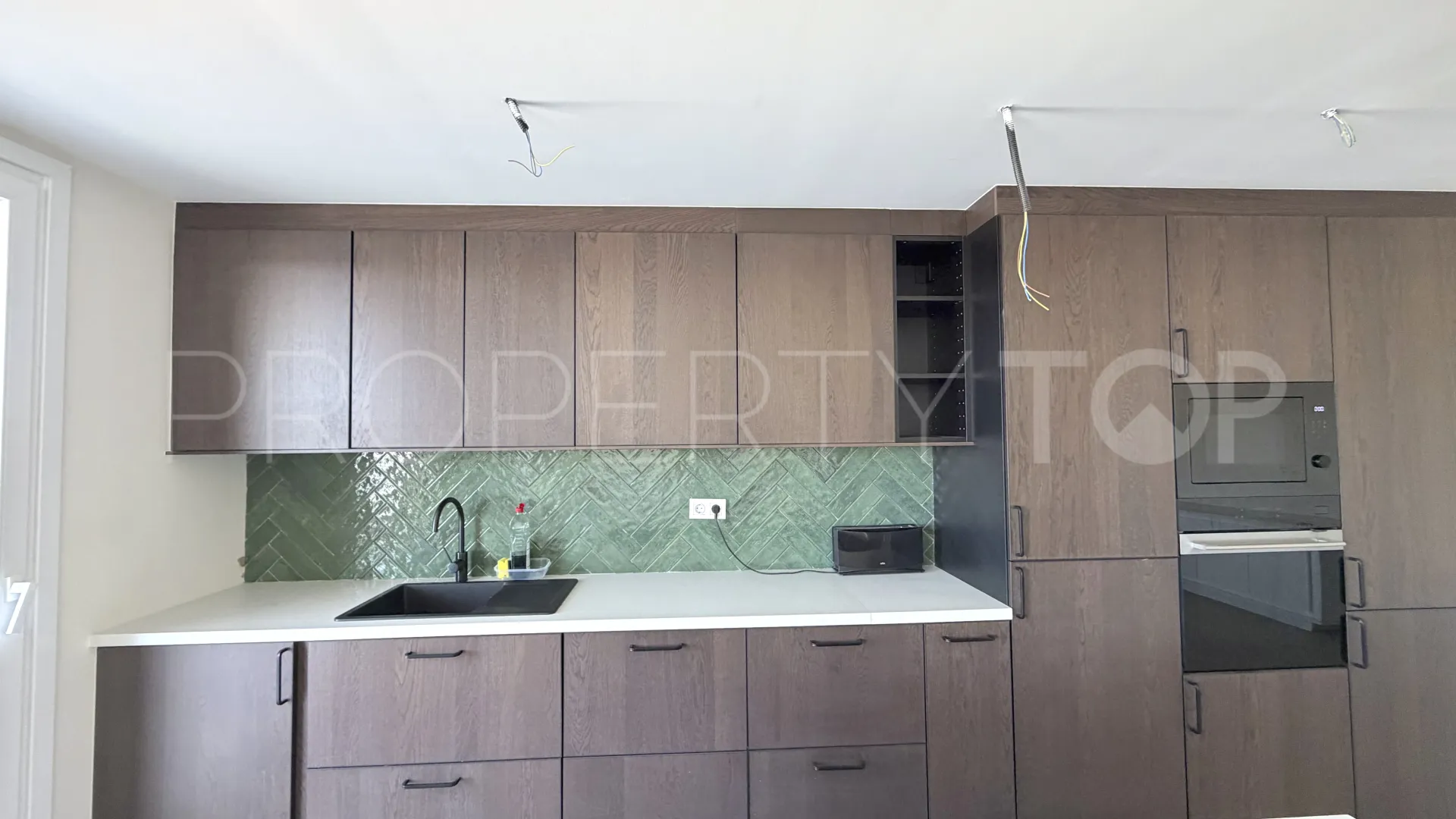 Apartment for sale in Estepona Town