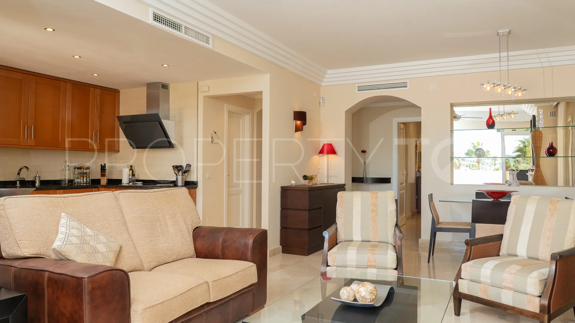 Apartamento en venta de 2 dormitorios en Majestic