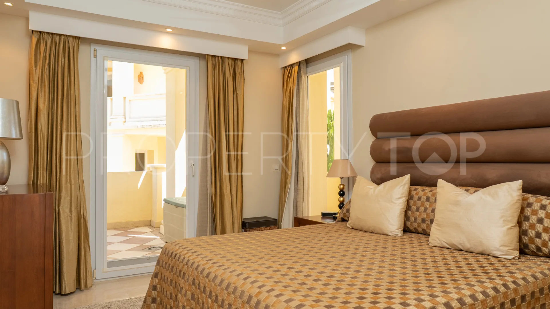 Apartamento en venta de 2 dormitorios en Majestic