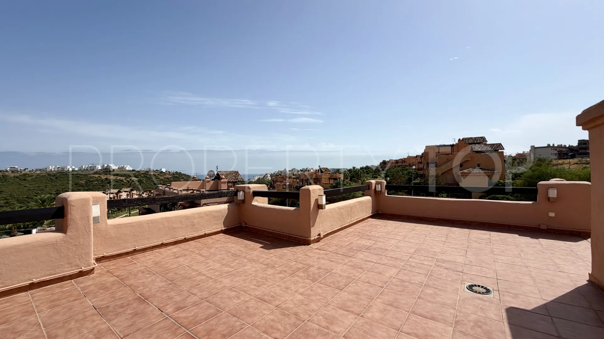 Se vende atico duplex en Casares del Sol - Casares Golf de 3 dormitorios
