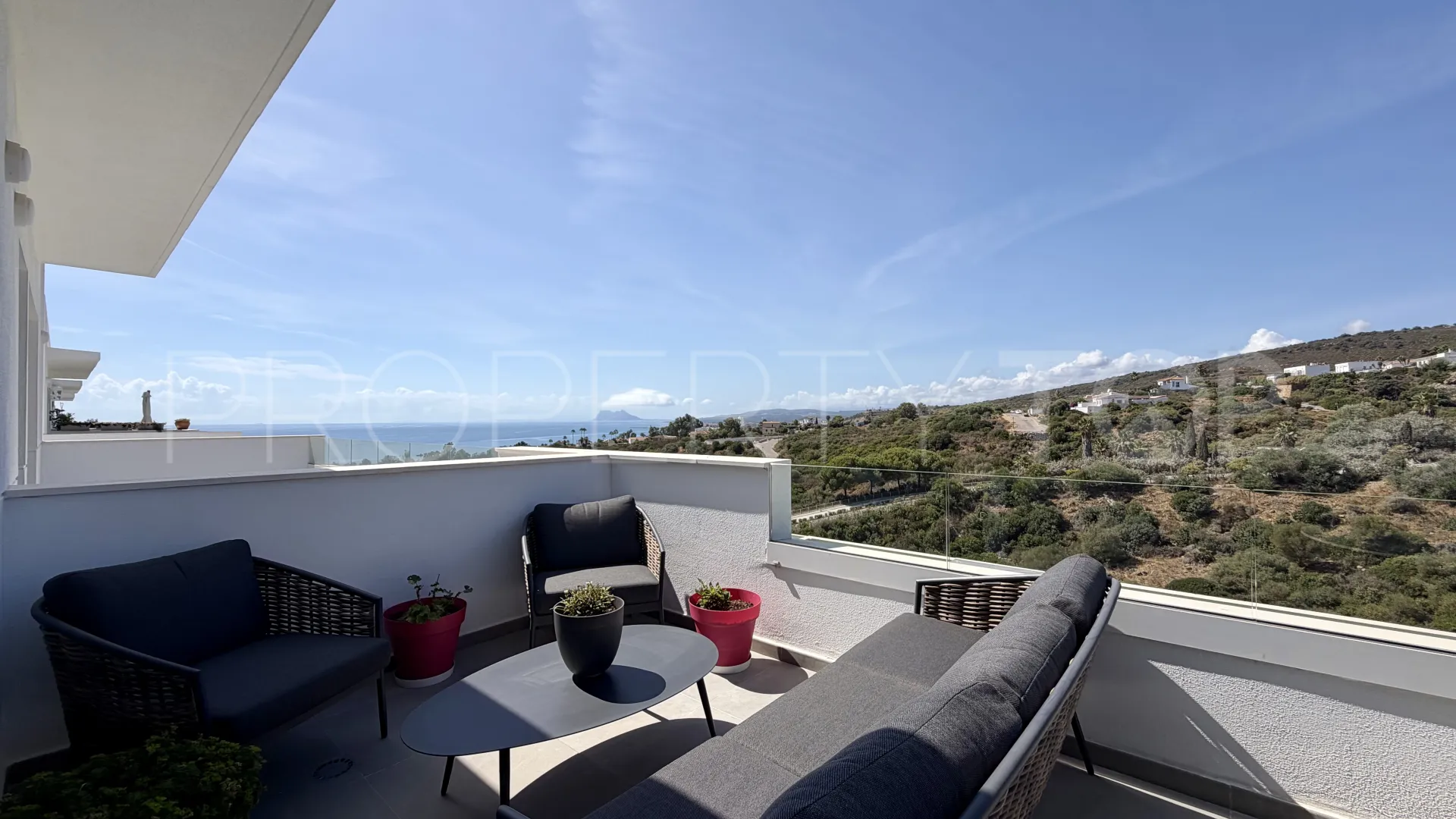 Duplex con 3 dormitorios en venta en Bahia de las Rocas