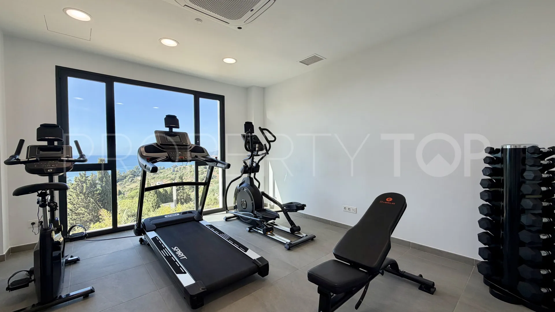 Duplex con 3 dormitorios en venta en Bahia de las Rocas