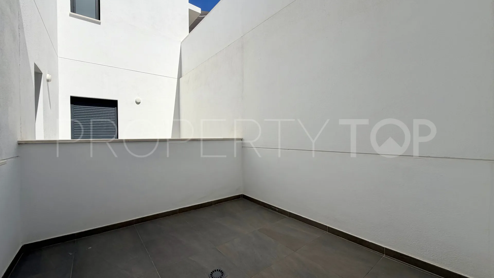 Duplex con 3 dormitorios en venta en Bahia de las Rocas