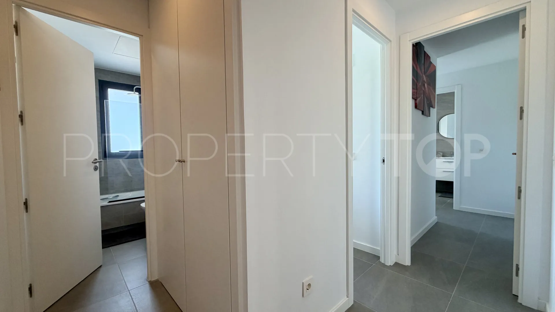 Duplex con 3 dormitorios en venta en Bahia de las Rocas