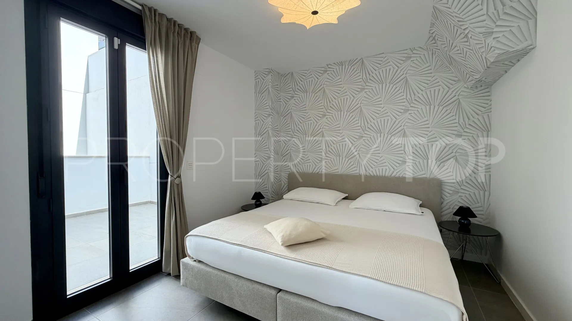 Duplex con 3 dormitorios en venta en Bahia de las Rocas