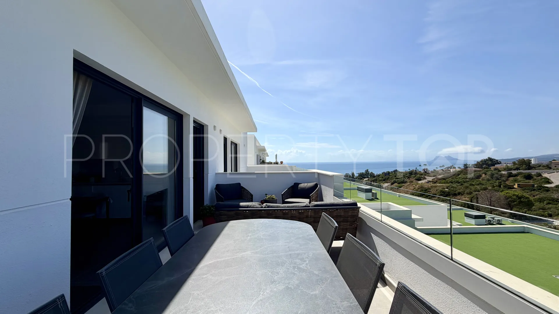 Duplex con 3 dormitorios en venta en Bahia de las Rocas