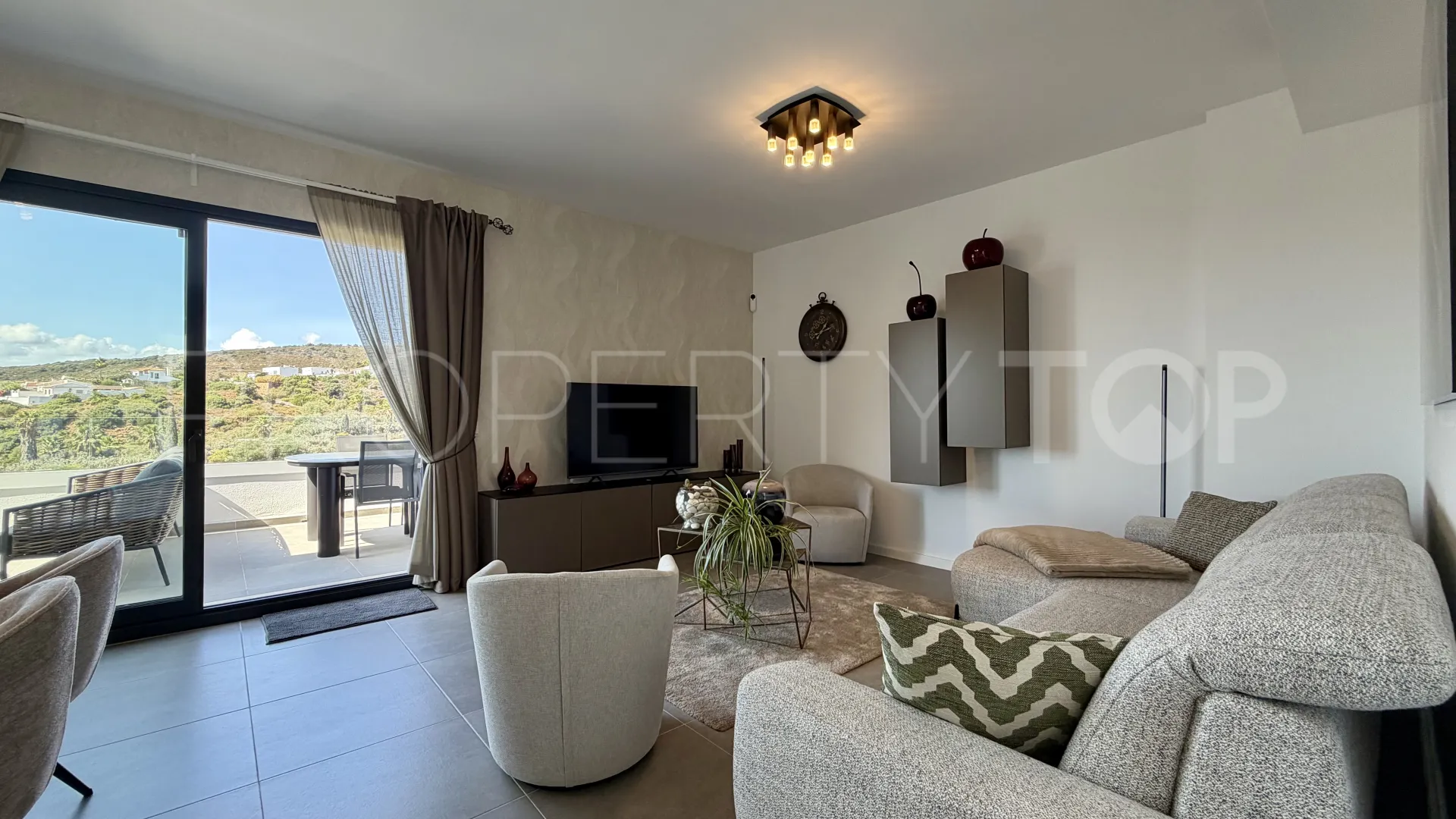 Duplex con 3 dormitorios en venta en Bahia de las Rocas
