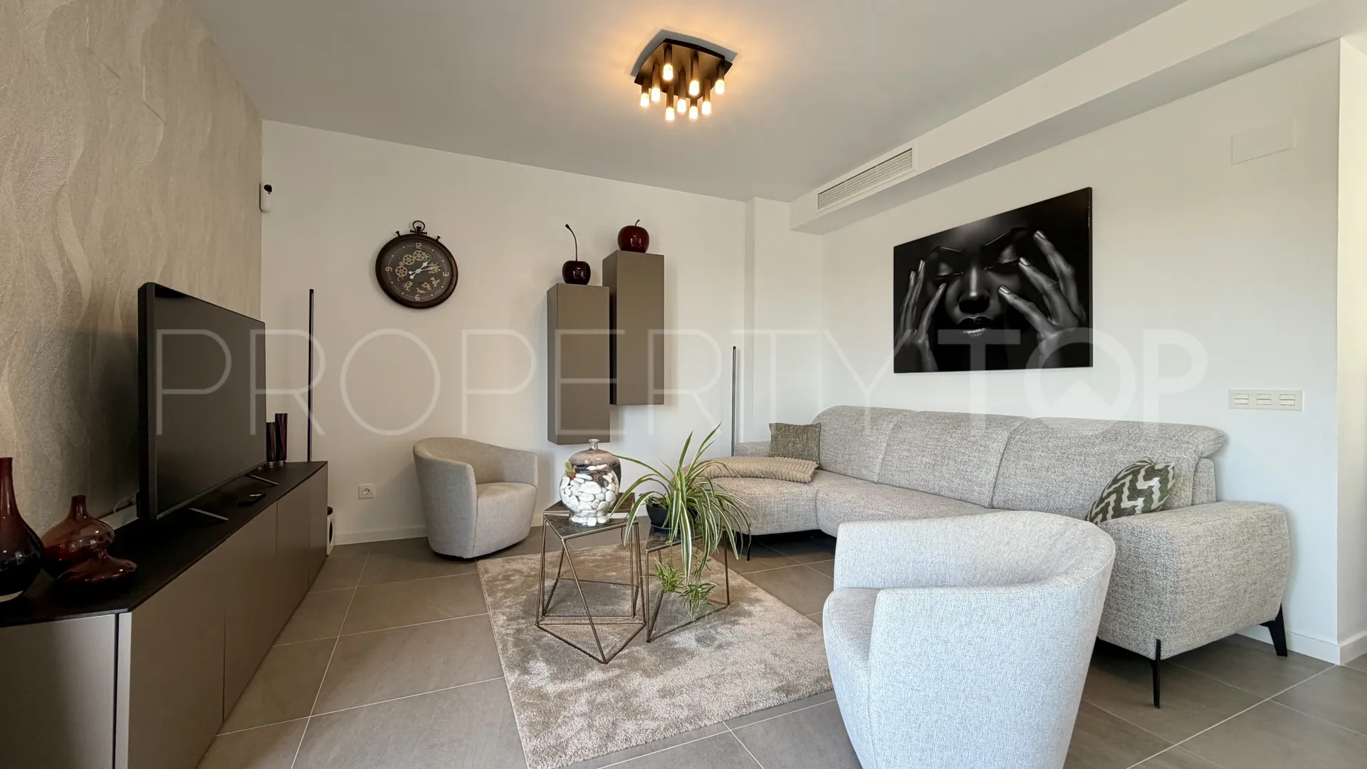 Duplex con 3 dormitorios en venta en Bahia de las Rocas