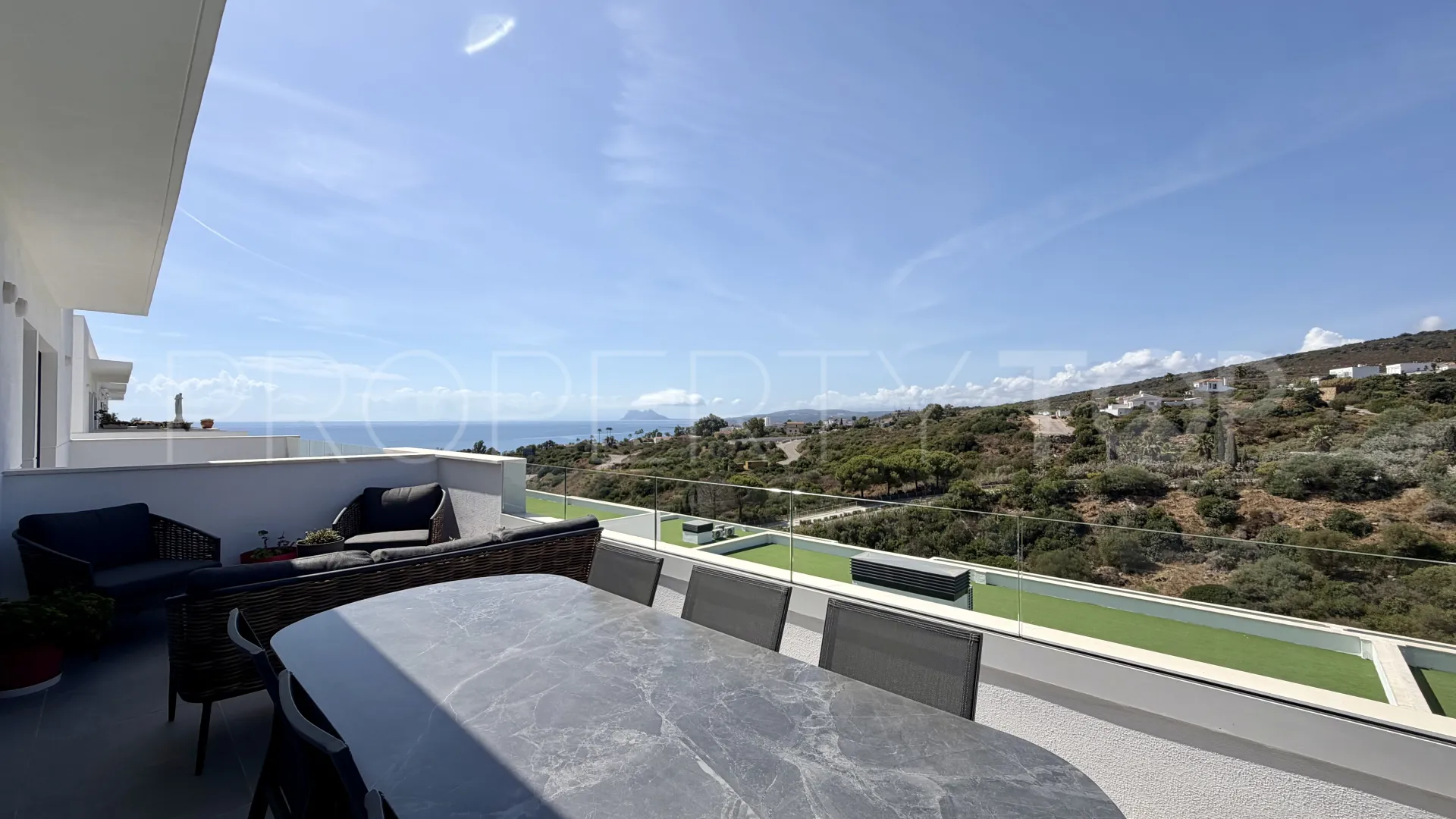 Duplex con 3 dormitorios en venta en Bahia de las Rocas