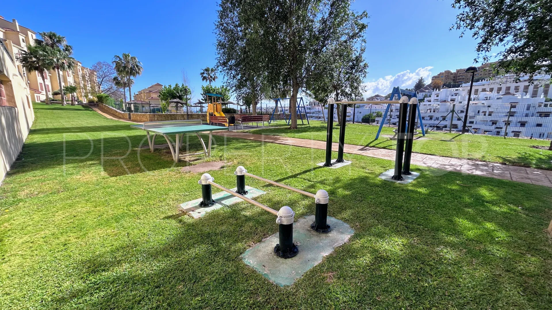 For sale apartment in Selwo