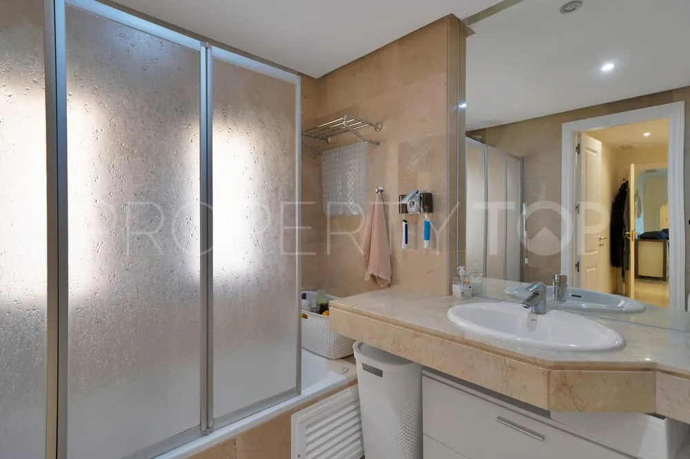 Coto Real apartment for sale