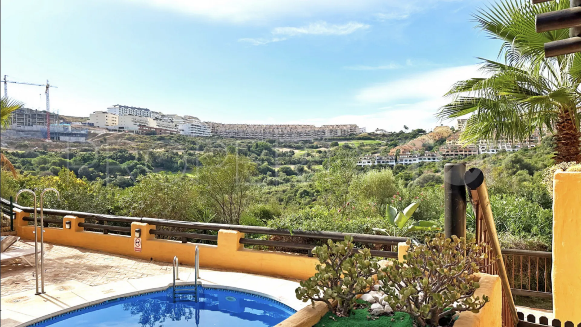 Coto Real apartment for sale