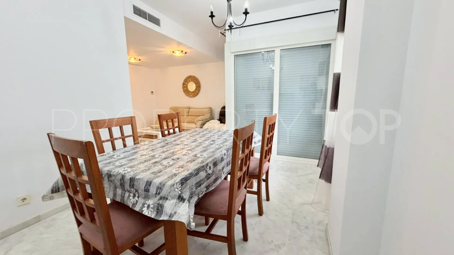 Comprar apartamento planta baja en Valle Romano con 3 dormitorios