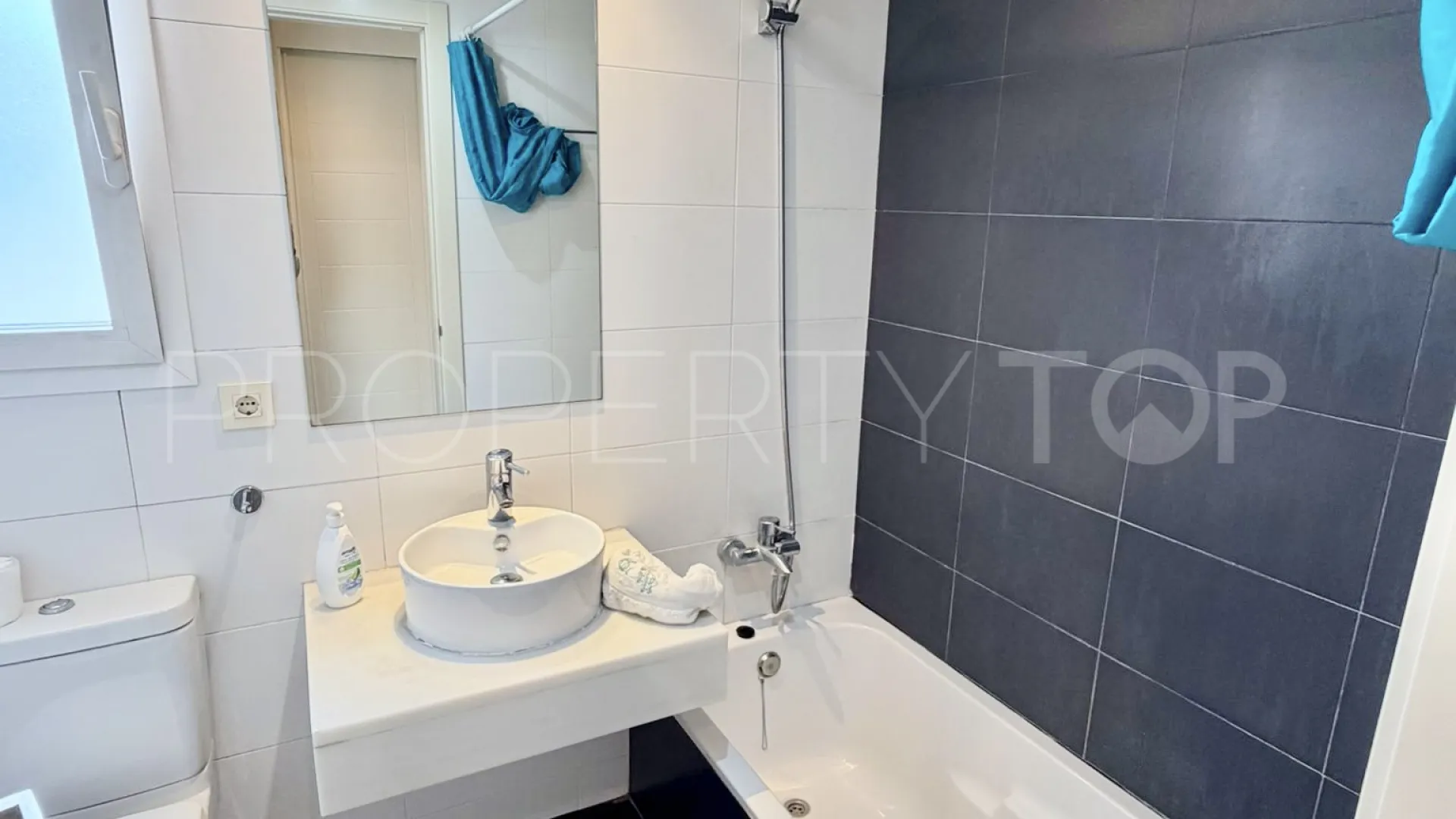Comprar apartamento planta baja en Valle Romano con 3 dormitorios
