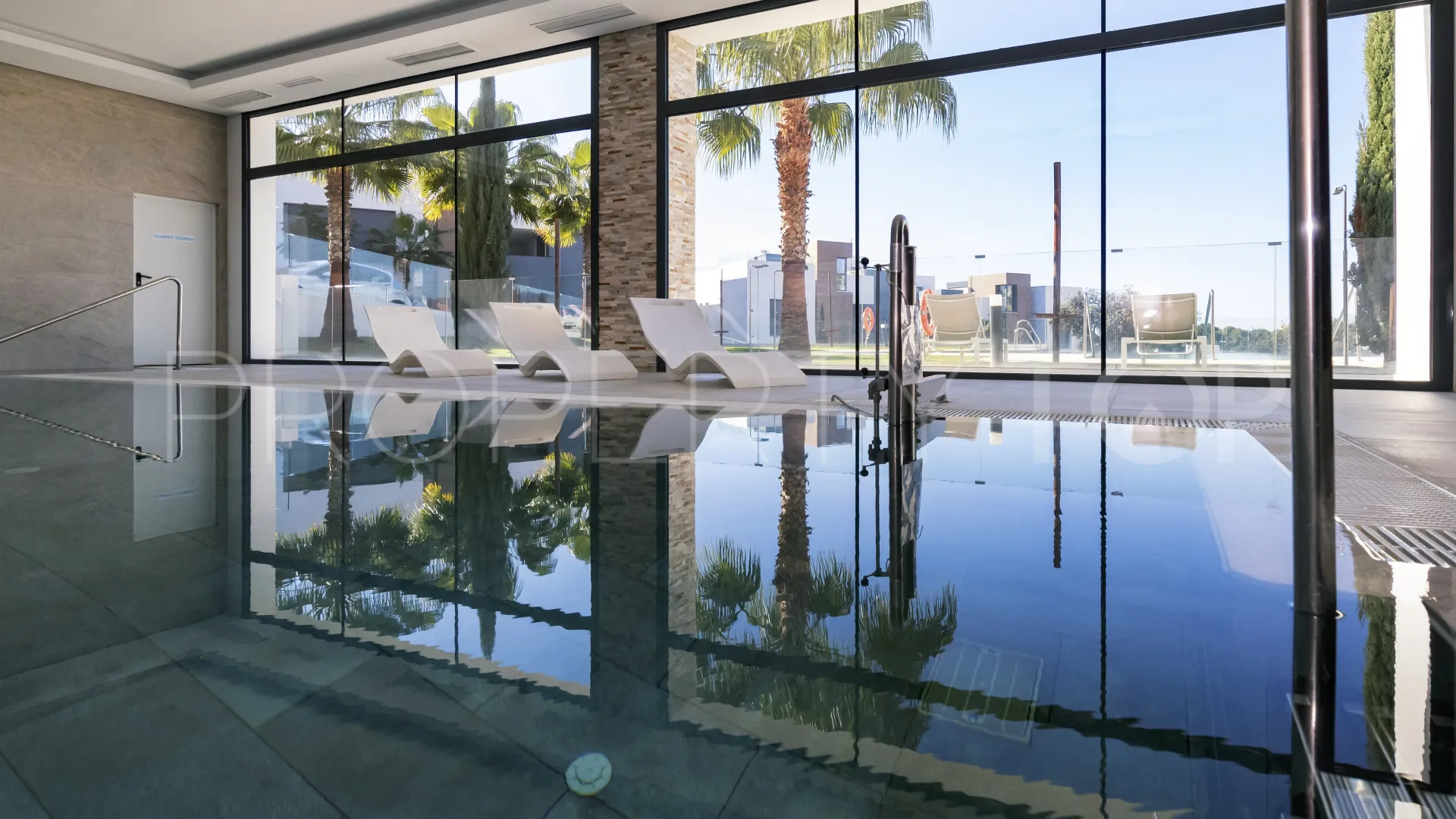 Artola, duplex de 4 dormitorios a la venta
