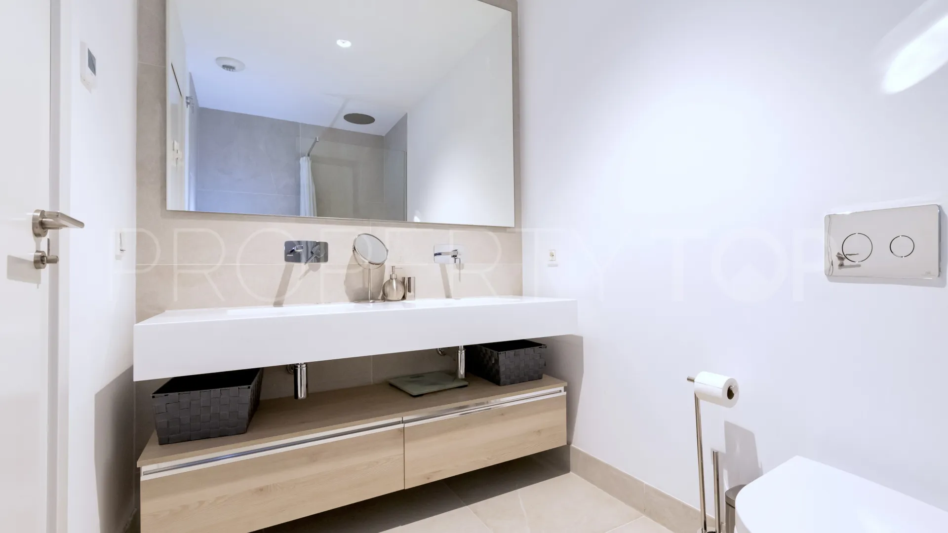 Artola, duplex de 4 dormitorios a la venta