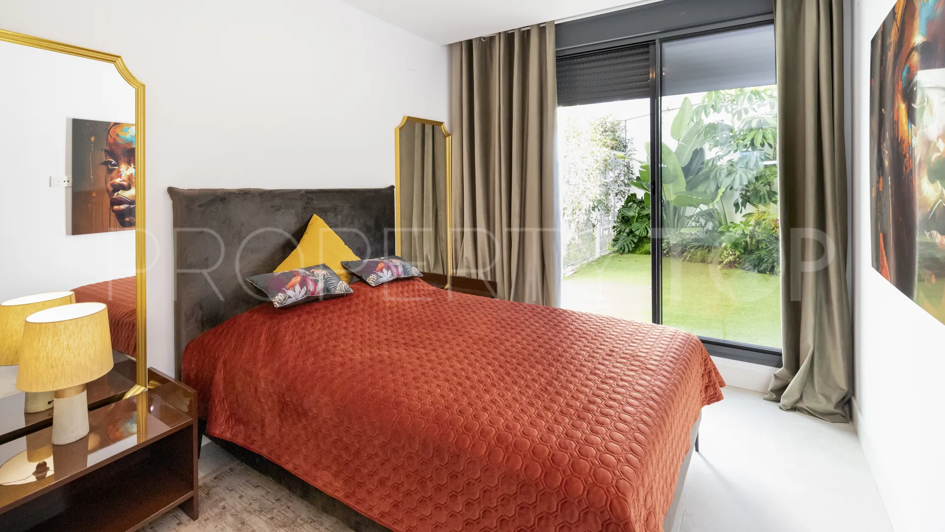 Artola, duplex de 4 dormitorios a la venta