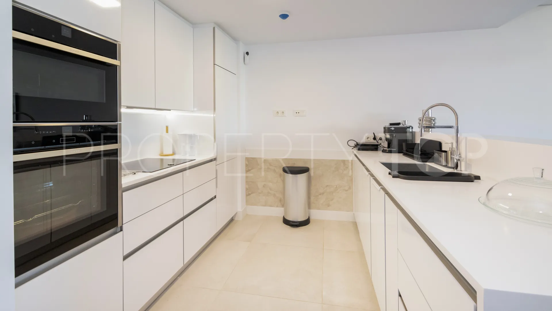 Artola, duplex de 4 dormitorios a la venta