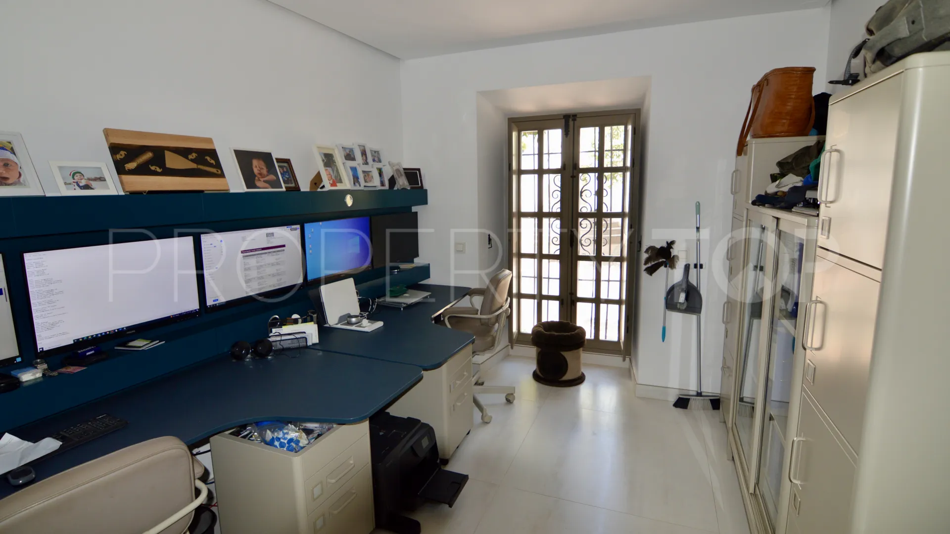 Town house for sale in Estepona Old Town