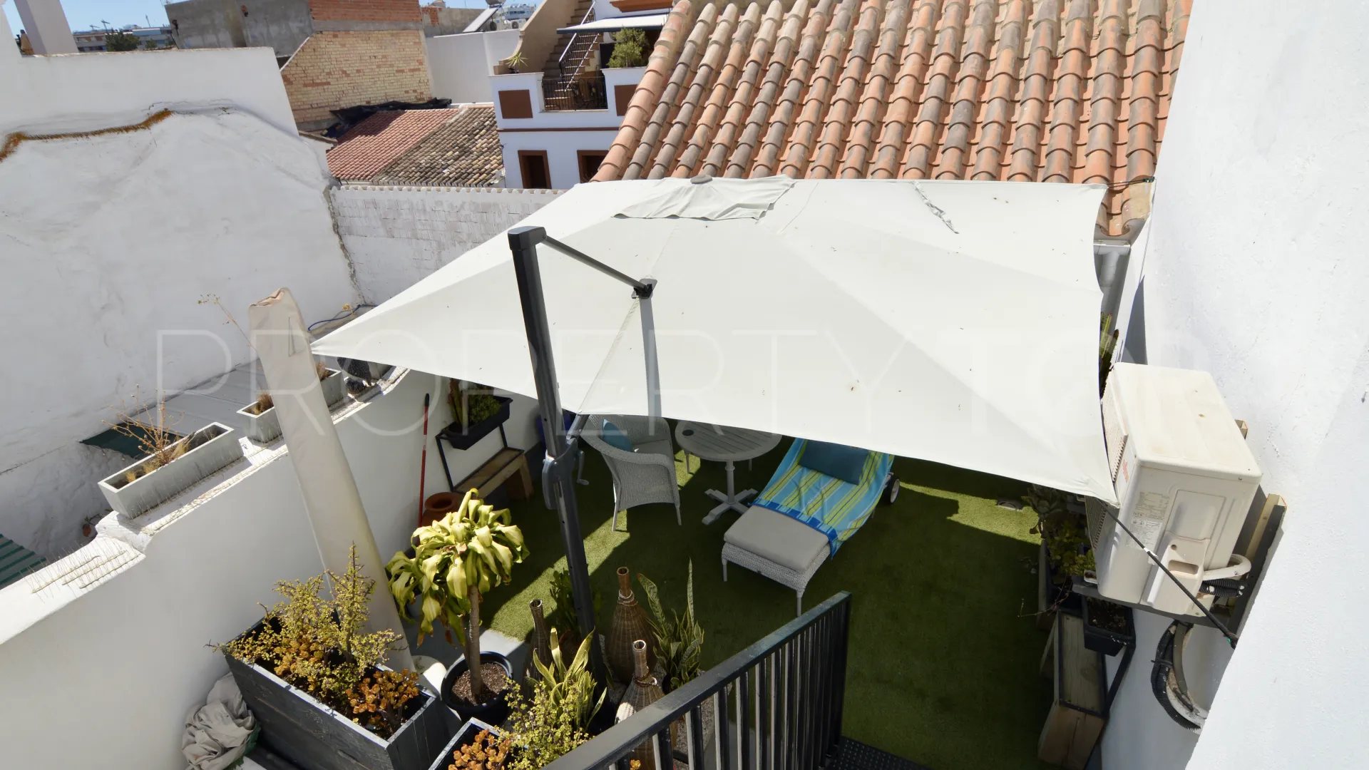 Town house for sale in Estepona Old Town