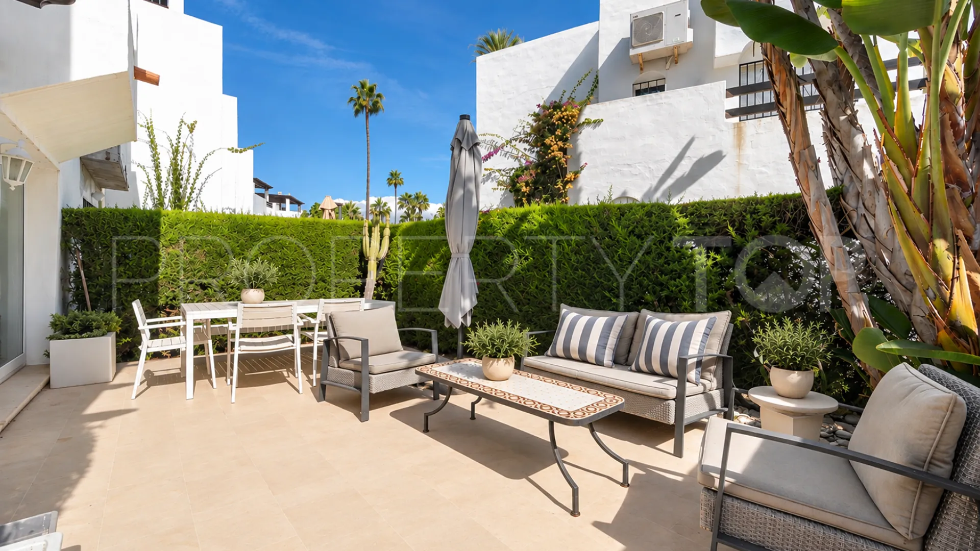 4 bedrooms Linda Vista Baja semi detached house for sale