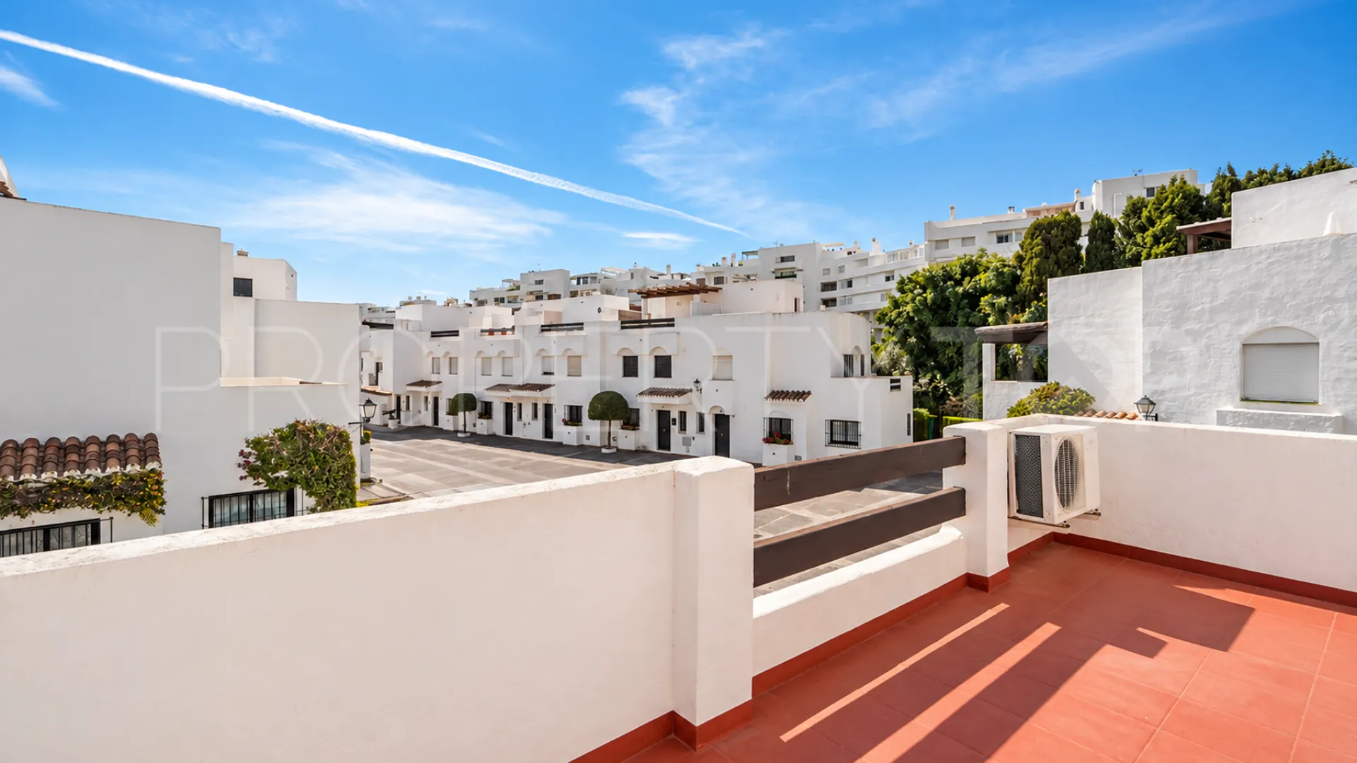 4 bedrooms Linda Vista Baja semi detached house for sale