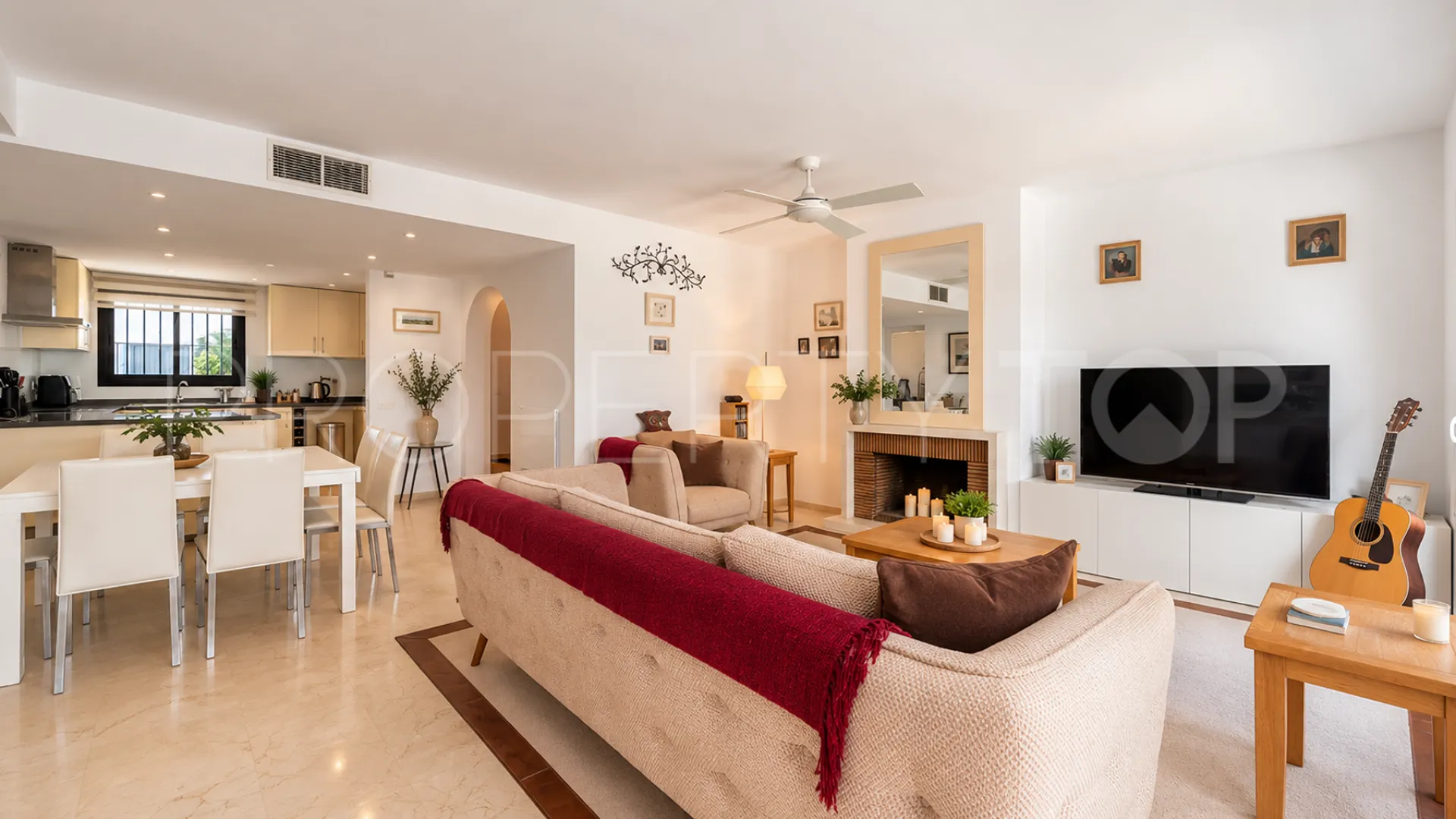 4 bedrooms Linda Vista Baja semi detached house for sale