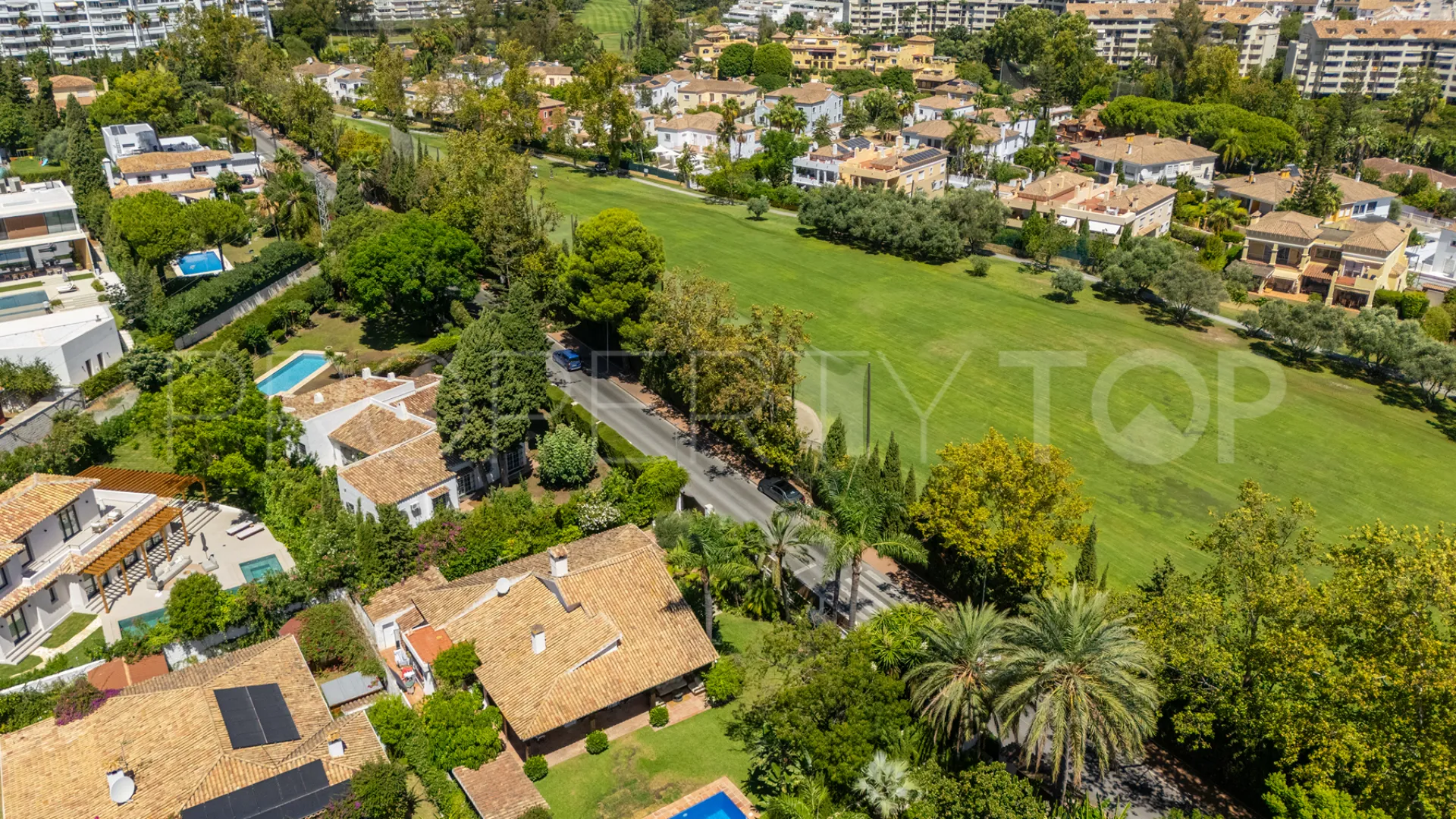 4 bedrooms house in Guadalmina Alta for sale