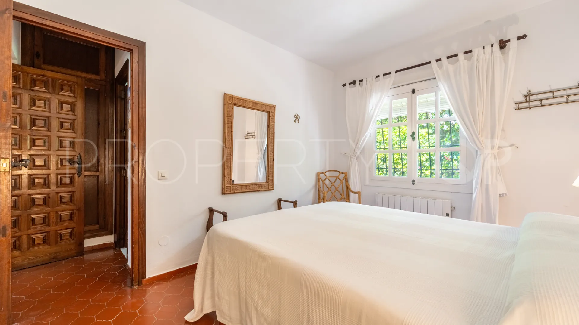 4 bedrooms house in Guadalmina Alta for sale