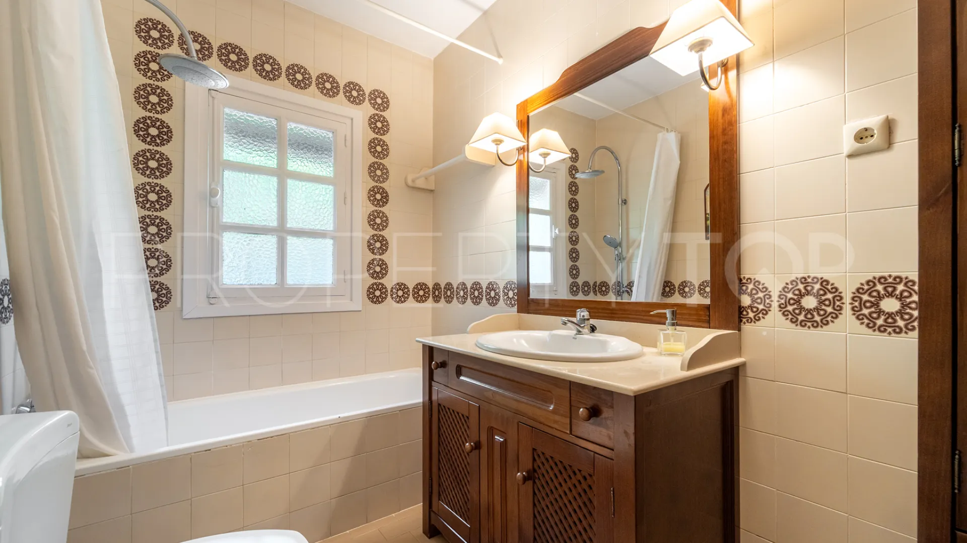 4 bedrooms house in Guadalmina Alta for sale