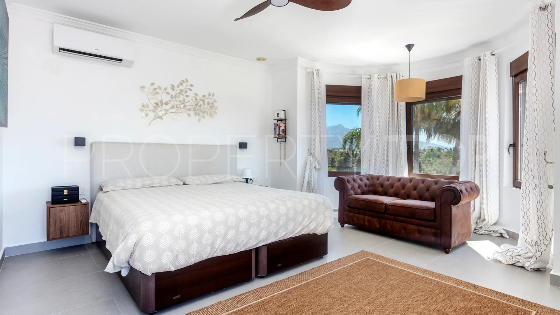 6 bedrooms villa for sale in Mar y Monte