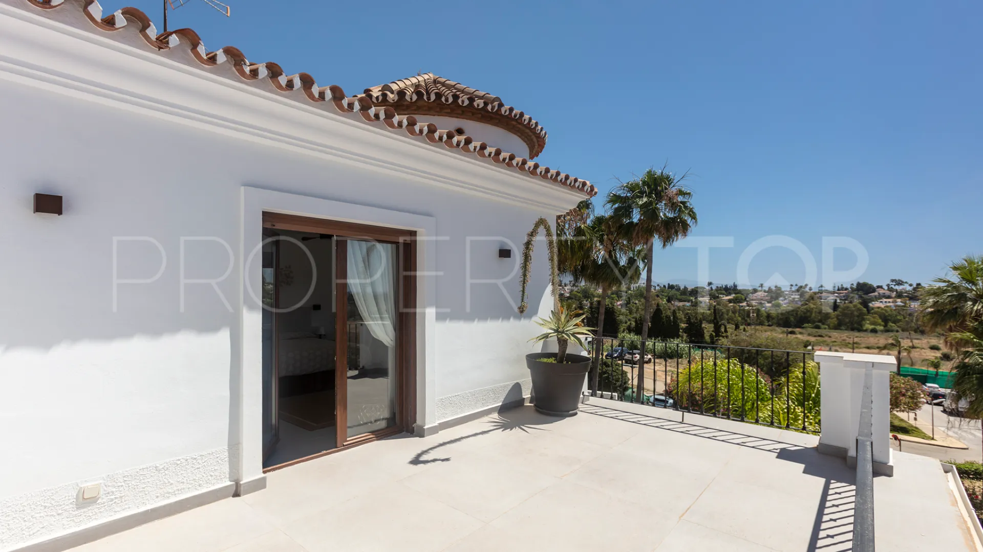 6 bedrooms villa for sale in Mar y Monte