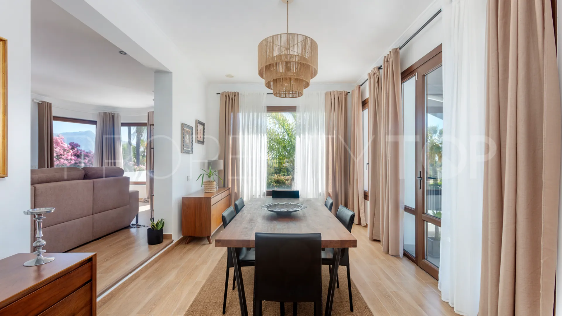 6 bedrooms villa for sale in Mar y Monte