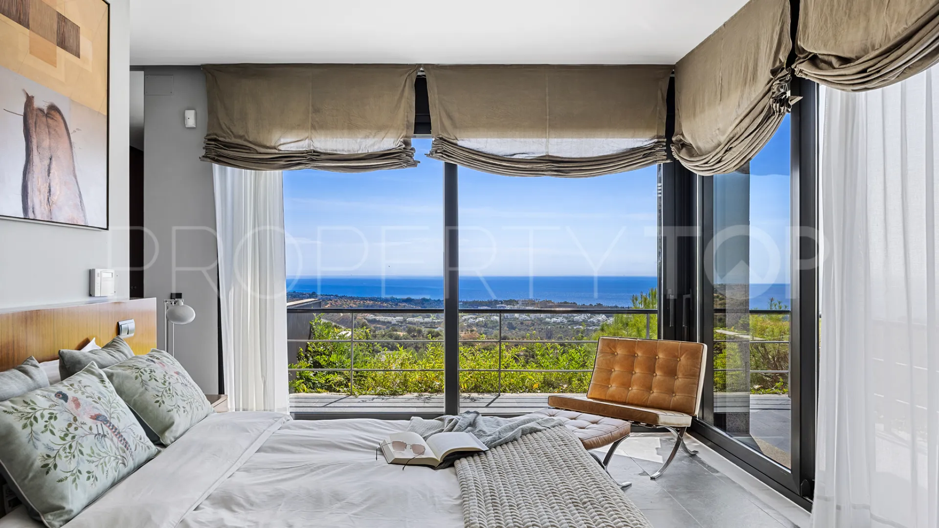 Comprar villa en Los Altos de Marbella de 5 dormitorios